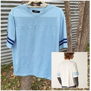 Forever 21 Men Light Blue Oversized Jersey Size Small
